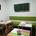 格林斯洛公寓式酒店 招待所 卢布尔雅那