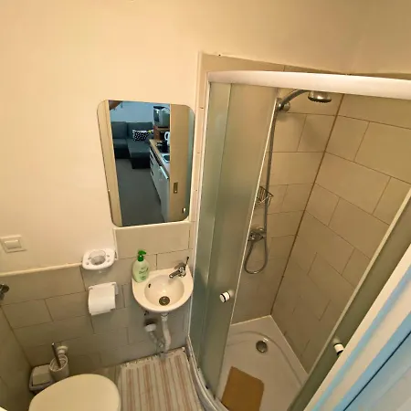 Family Greenslo Gæstehus