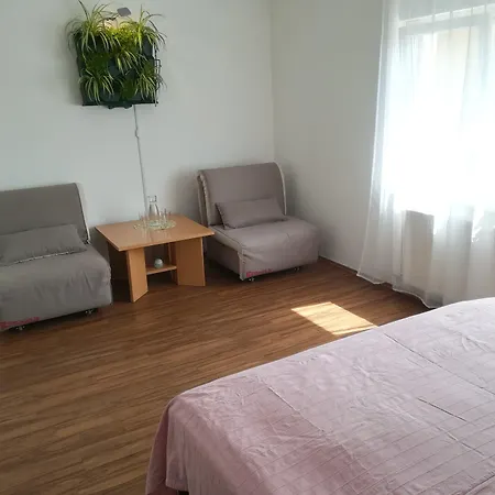 Gæstehus Family Greenslo