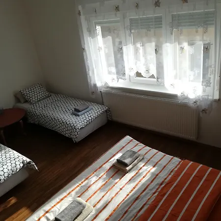 Gæstehus Family Greenslo