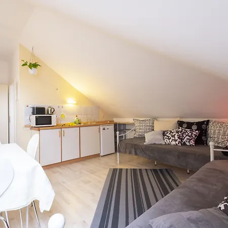 Family Greenslo Liubliana