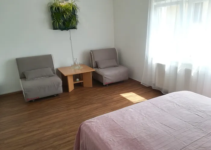 Guest house Family Greenslo