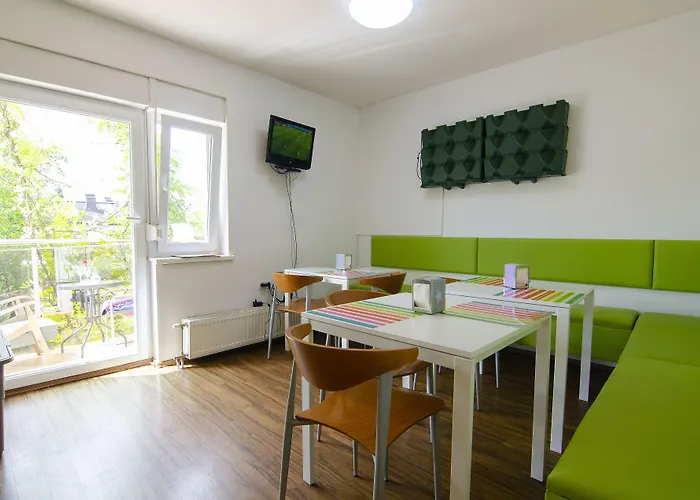 Pensjonat Family Greenslo 2*